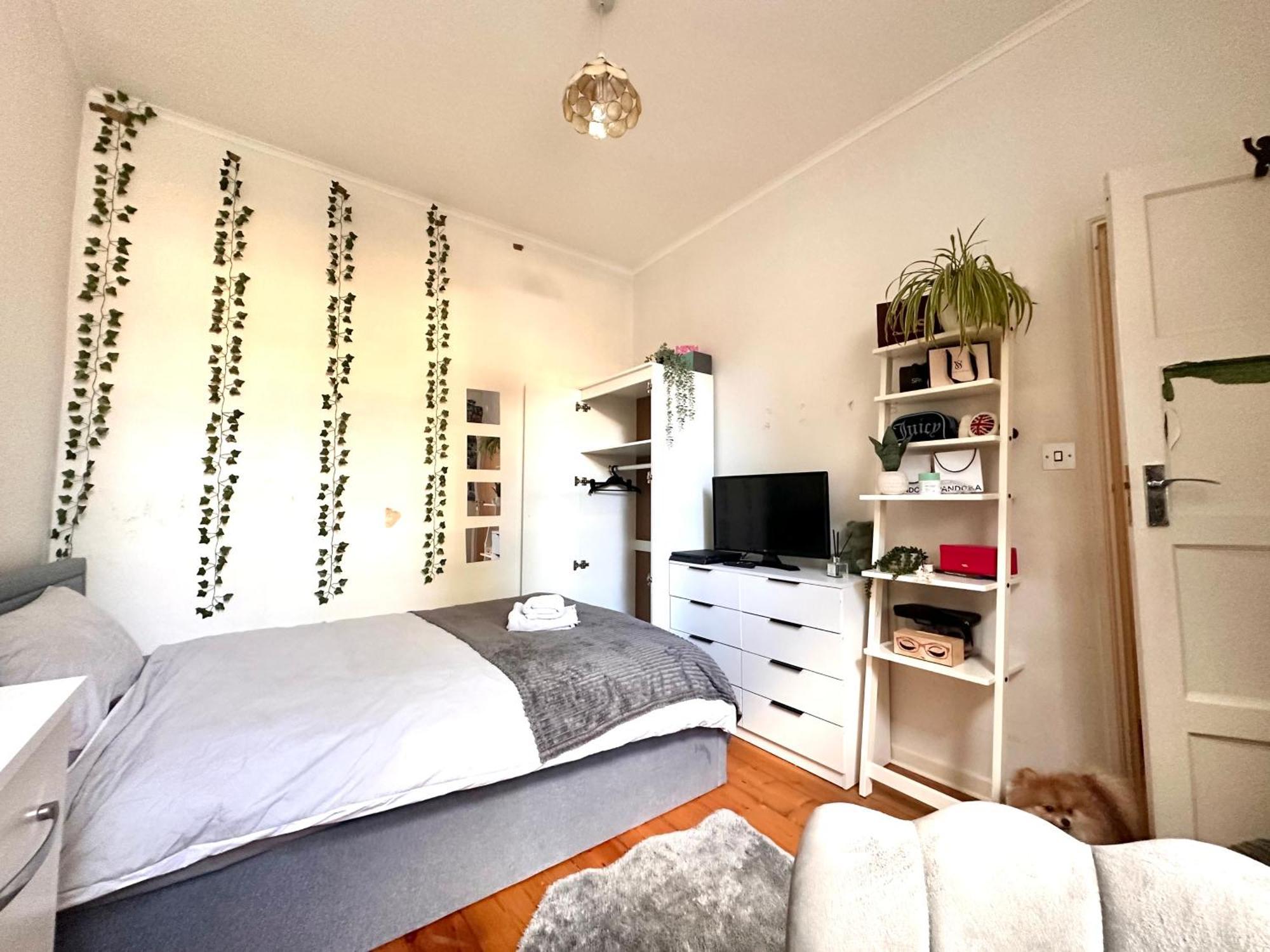 A Lovely Guest Room In West Londres Exterior foto