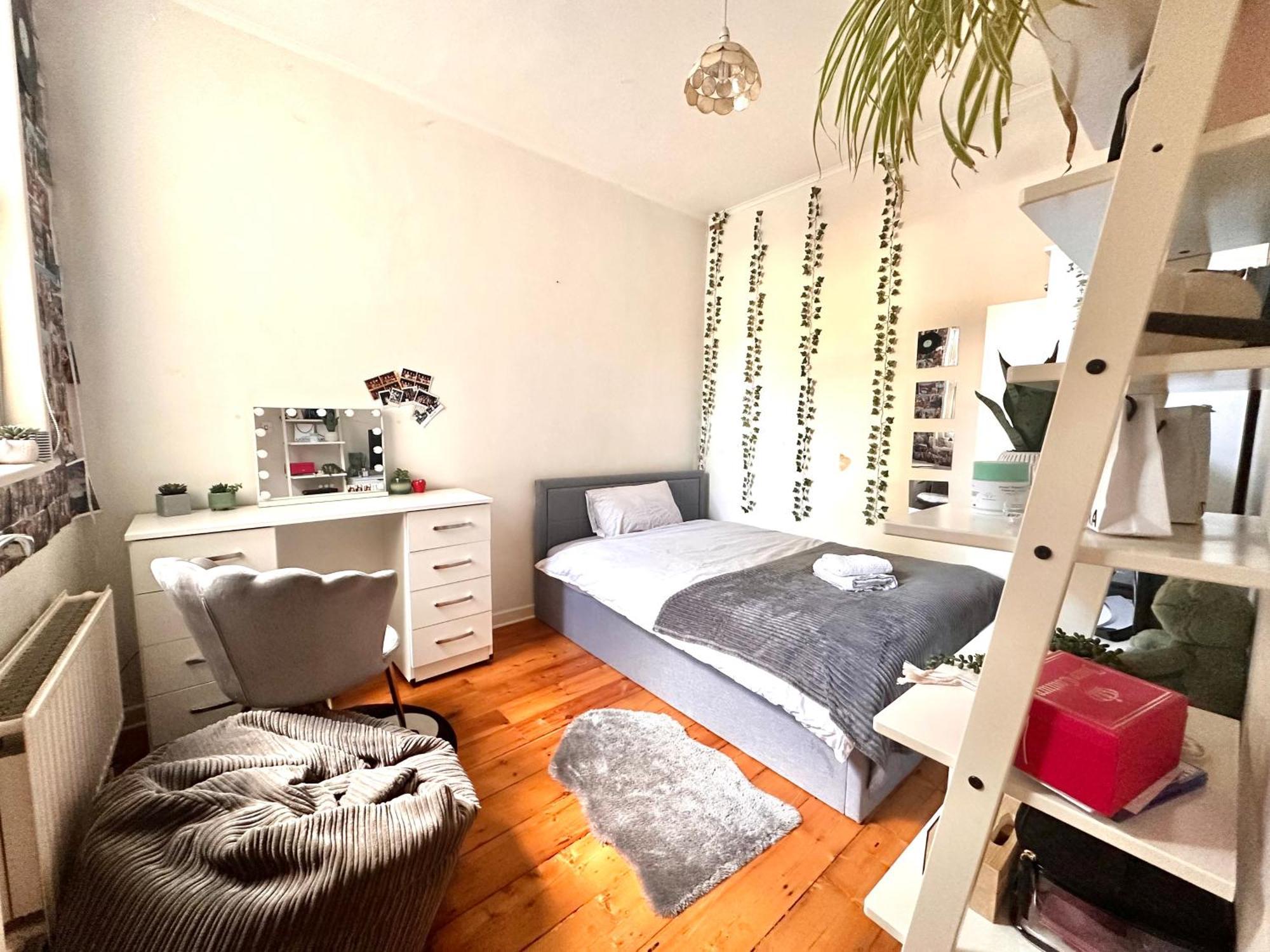 A Lovely Guest Room In West Londres Exterior foto